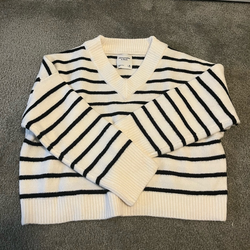 Abercrombie & Fitch Striped Sweater